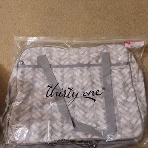 Thirty Away for the Weekender in Mystic Grey